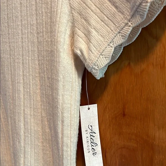 Atelier by Kirious Cream Ribbed Crop Polo Shirt - Picture 2 of 5